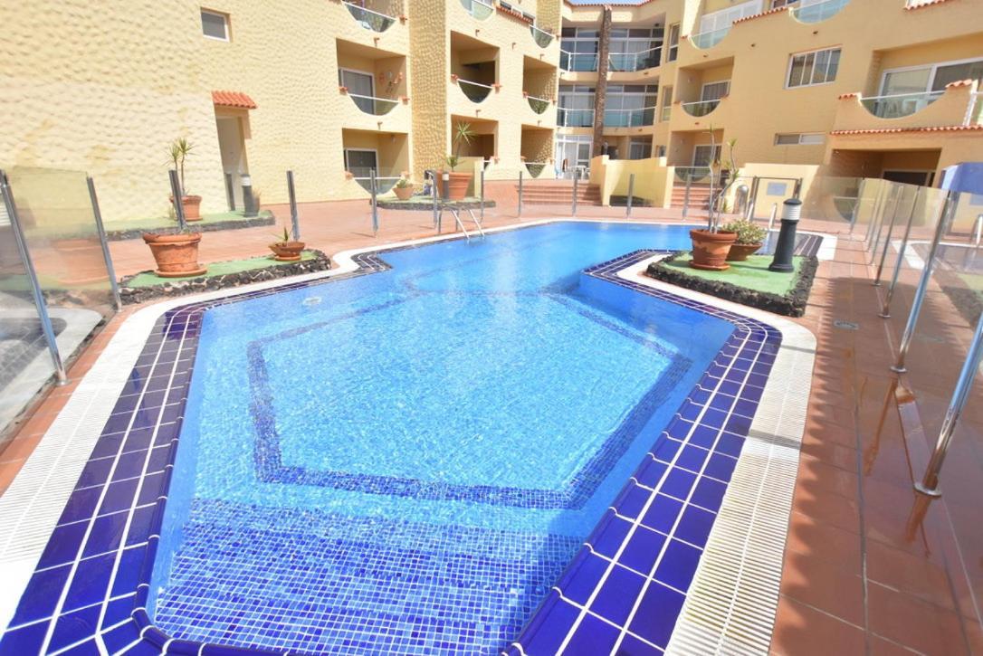 Book Jet - Hibiscus Beach Front Коста Калма Экстерьер фото